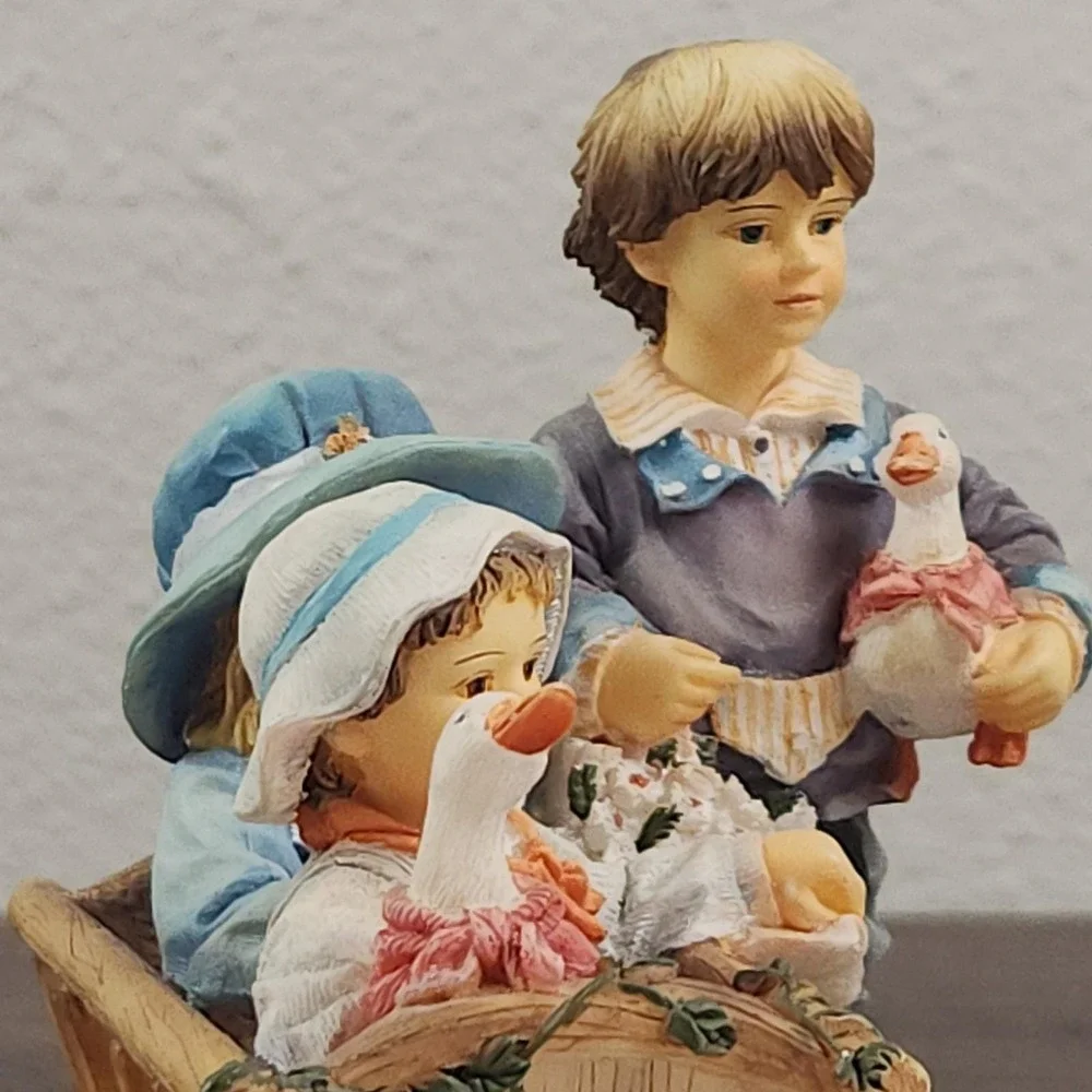 Leonardo Collection Carting Companions Christine Haworth Crisalis Figurine‎ VTG